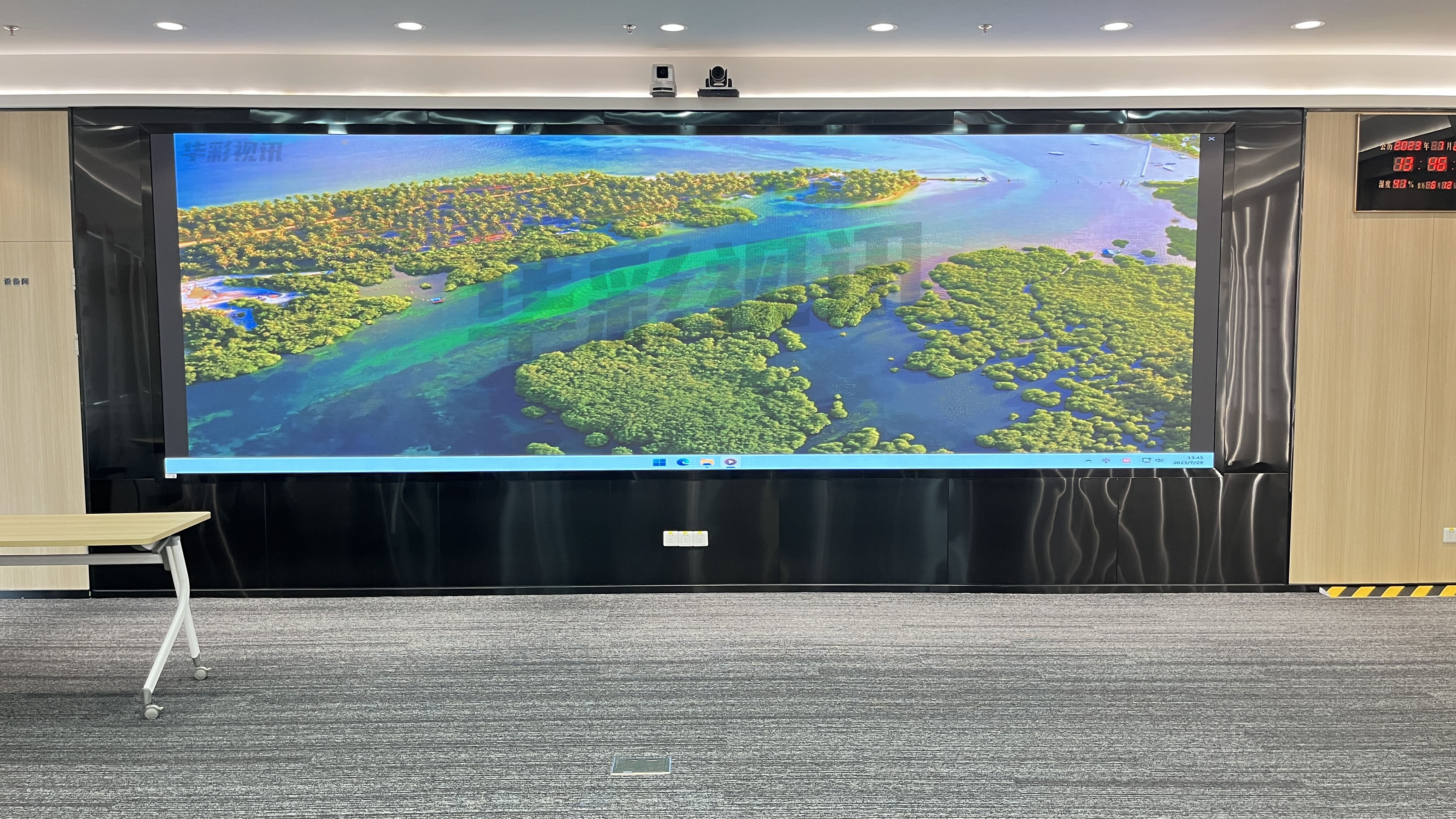 广州某国企党群活动室P.12 LED显示屏